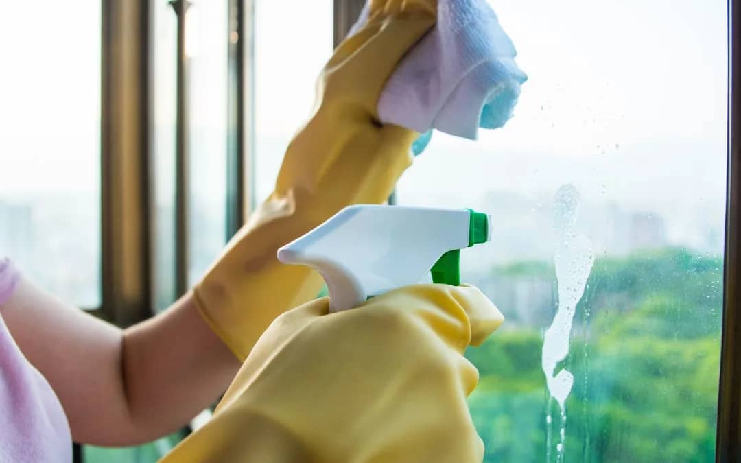 Achieving Crystal Clear Windows A Guide to Cleaning Windows Without Streaks5
