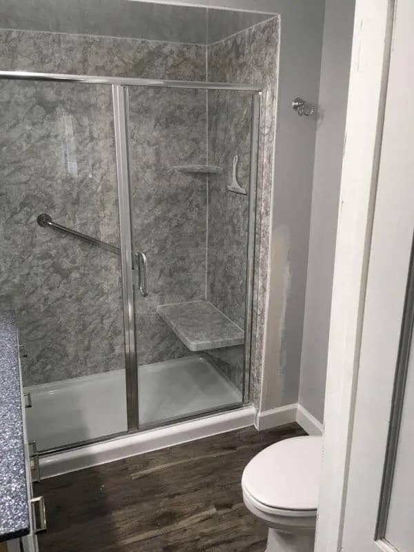 arcticiceglassdoorshowerenclosure_installation-Prime_Bath
